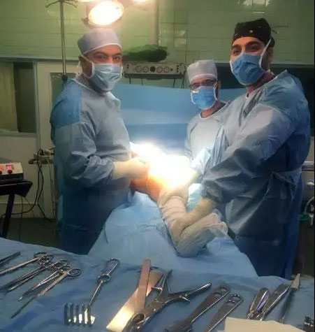 دکتر-کامرانی-راد